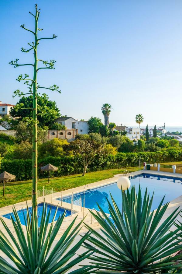 Stunning Penthouse With Pool In By Costarentals - Ref 51 *